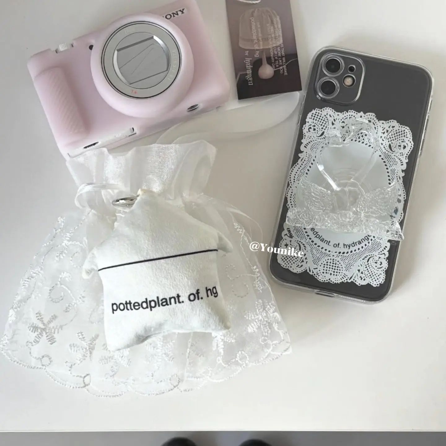 English Lace Art Student Retro - Phone Cases Drawing recensie en prijs